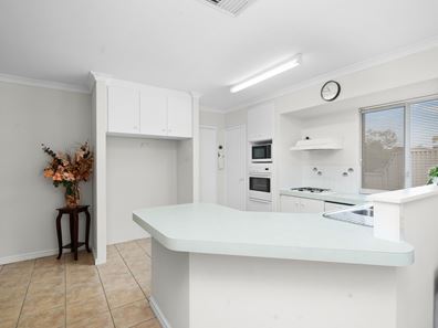 1/7 The Glen, Erskine WA 6210