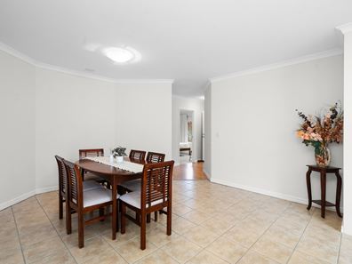 1/7 The Glen, Erskine WA 6210