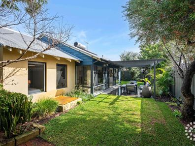 27A Paget Street, Hilton WA 6163