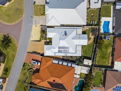 25 Sainte Maxime Avenue, Port Kennedy WA 6172