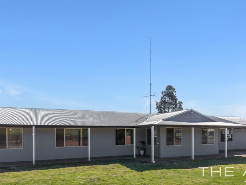10 Jacamar Drive, Northam WA 6401