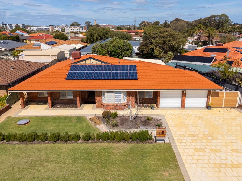 4 Blee Court, Rockingham