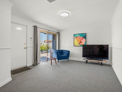 19 Hopkins Place, Waikiki WA 6169
