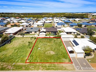 8 Angler Parade, Drummond Cove WA 6532