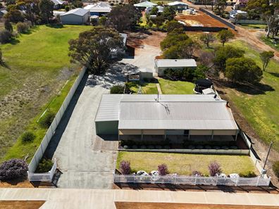 26 Love Street, Dumbleyung WA 6350