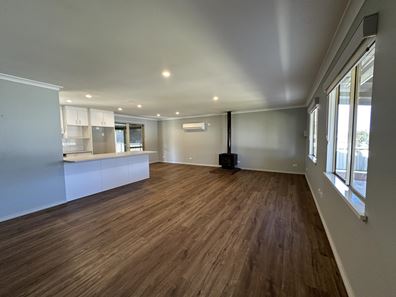 26 Love Street, Dumbleyung WA 6350