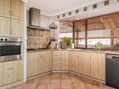 5 Arpenteur Drive, Baldivis WA 6171