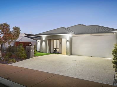 105 Pineroo Terrace, Ellenbrook WA 6069