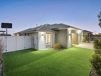 105 Pineroo Terrace, Ellenbrook WA 6069