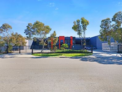 35 Fallon Road, Landsdale WA 6065