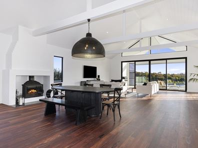 24 Sonning Loop, Yallingup WA 6282