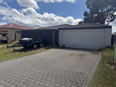 34B Chidzey Drive, Seville Grove WA 6112
