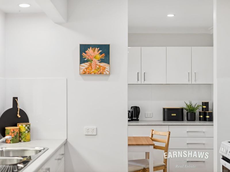 126 Blackadder Road, Swan View WA 6056