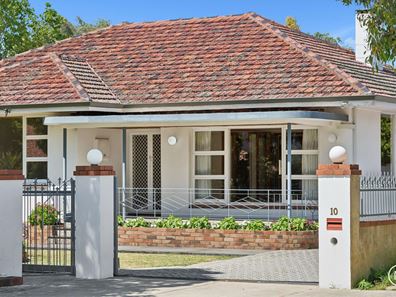 10 Malsbury Street, Bicton WA 6157