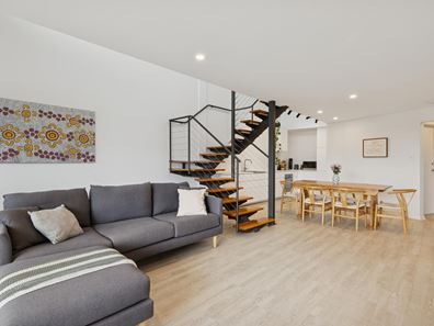 2/220 Nicholson Road, Subiaco WA 6008