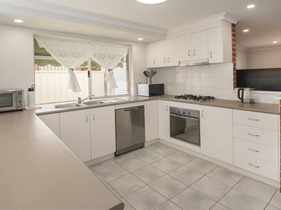 3/8 Kalgan Place, West Busselton WA 6280