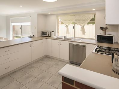 3/8 Kalgan Place, West Busselton WA 6280