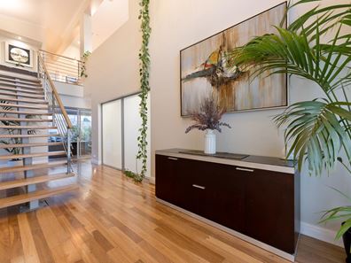 8 Careening Way, Coogee WA 6166