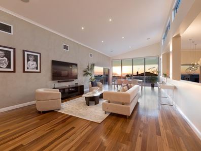 8 Careening Way, Coogee WA 6166