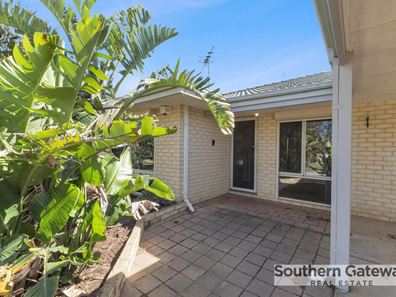 6 Gould Close, Brookdale WA 6112