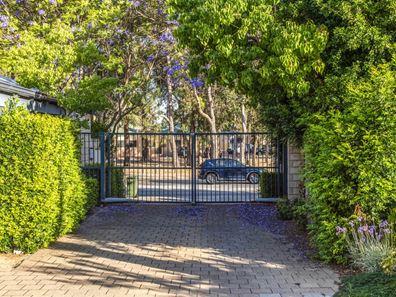10/2 Bortolo Drive, Greenfields WA 6210