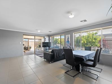 15 Southport Drive, Baldivis WA 6171