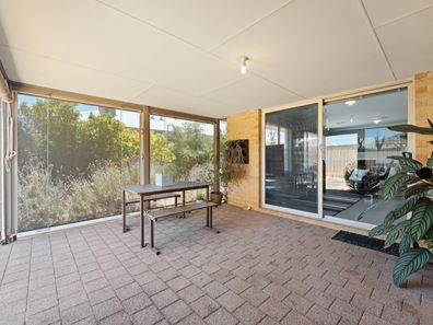 15 Southport Drive, Baldivis WA 6171