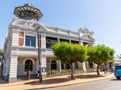 17 Johnson Street, Guildford WA 6055