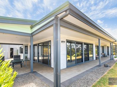 16 Jamieson Heights, Shadforth WA 6333