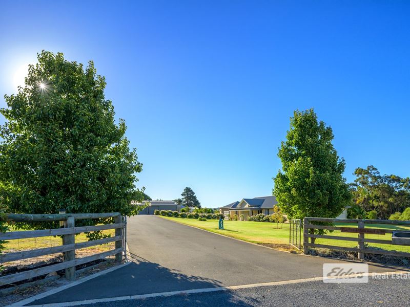 11 Johnston Street, Yabberup WA 6239