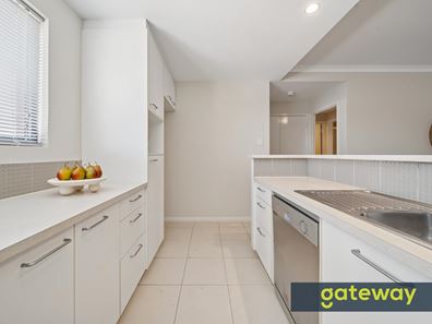 46/2 Stockton  Bend, Cockburn Central WA 6164