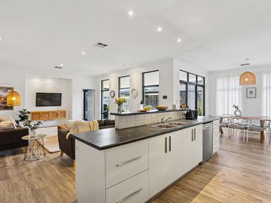 5 Heirisson Turn, Ellenbrook WA 6069