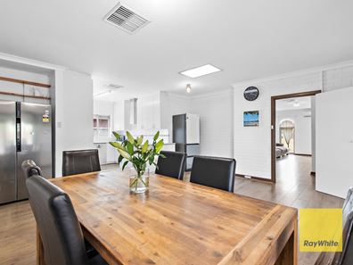 20 Princeton Court, Thornlie WA 6108