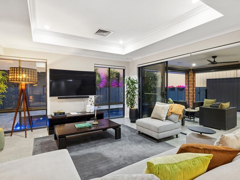168A Railway Parade, Bayswater WA 6053