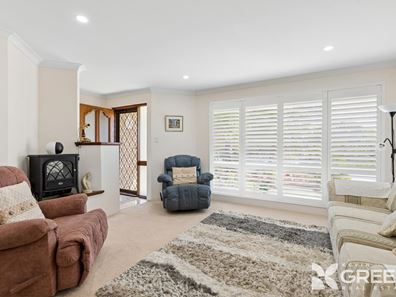 9 Lacebark Court, Halls Head WA 6210