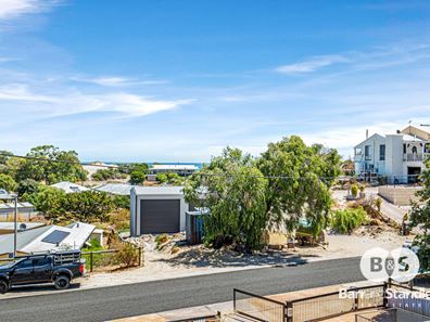 16 Beachcast Close, Preston Beach WA 6215