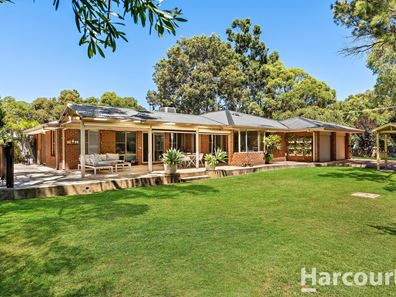10 Redbank Rise, Greenfields WA 6210