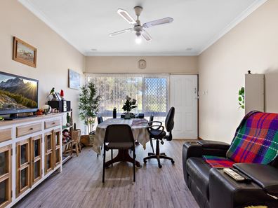 22 Stephano Way, Coolbellup WA 6163