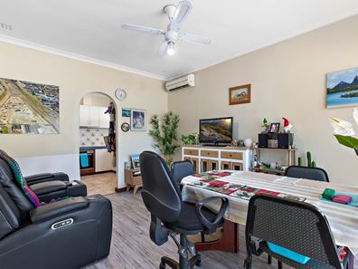 22 Stephano Way, Coolbellup WA 6163