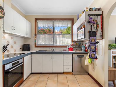 22 Stephano Way, Coolbellup WA 6163