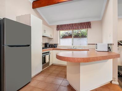 16A Lyall Street, Lamington WA 6430