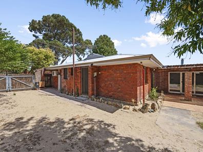 55 Challis Road, Armadale WA 6112