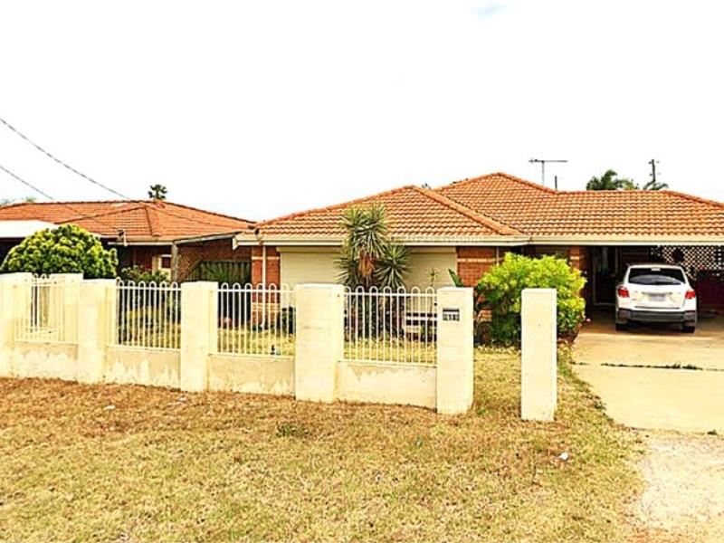 10 Yarraman Road, Waggrakine WA 6530