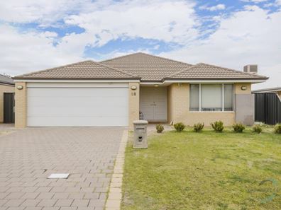 68 Leschenault Loop, Banksia Grove WA 6031