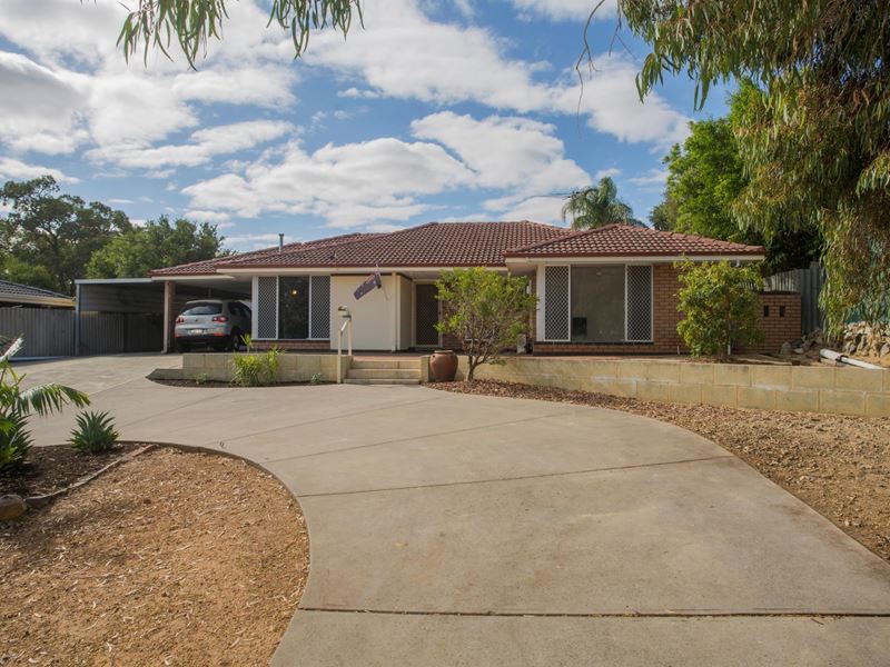 11 Noel St, Helena Valley WA 6056