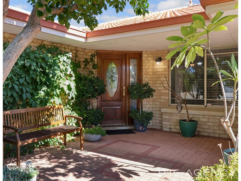 8 Prichard Place, Canning Vale WA 6155