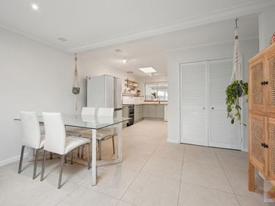 8B Phoenix Road, Hamilton Hill WA 6163