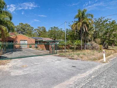 133 Station Street, Martin WA 6110