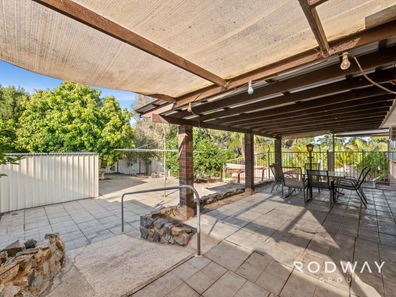 15 Alola Street, Kelmscott WA 6111