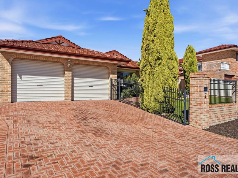 7 Rosaglen Rise, Noranda WA 6062